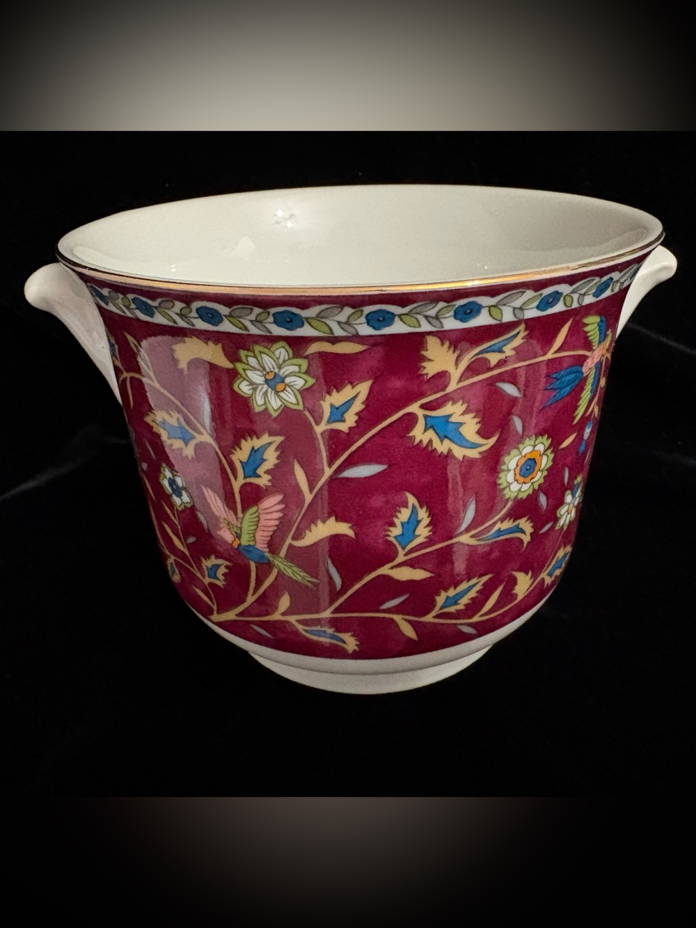 VTG Takahashi “Silk Road” Hand-Decorated Dark Rose Porcelain Cache Pot c. 1983